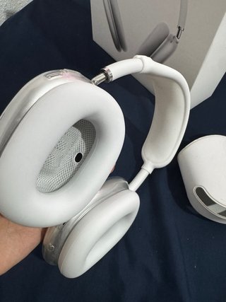Vendo AirPods max originales con protector