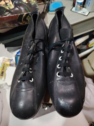 Botas de fútbol antiguas