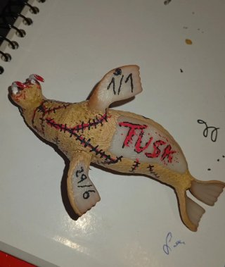 FIGURA MORSA DE TUSK