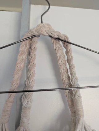 Bolso de macramé color crudo