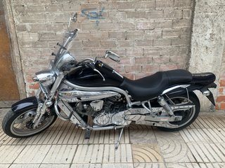 Moto hyosung aquila 650i