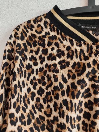 Bomber de chica talla XL de New Collection nueva.