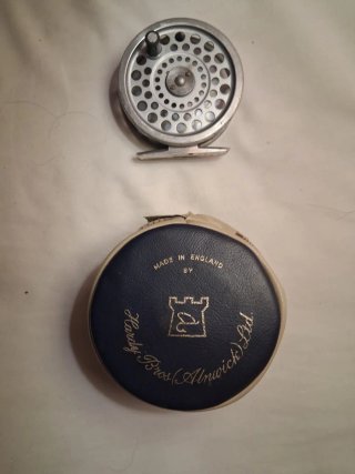 Carrete de pesca Hardy Bros. “The Uniqua"