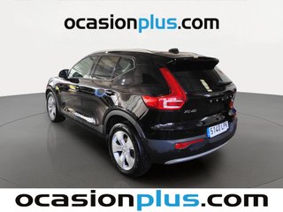 Volvo XC40 T3 Business Plus 120 kW (163 CV)