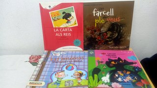 Lote de 28 cuentos de catalan
