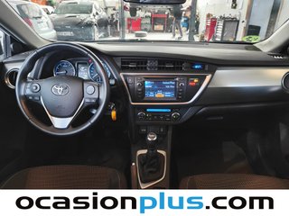 Toyota Auris 130 Active 97 kW (132 CV)