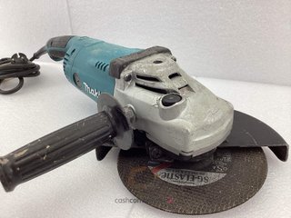 radial makita ga9020