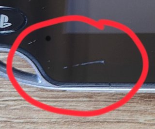 PS Vita 3.68 con 3 juegos, cargador y memoria 8gb