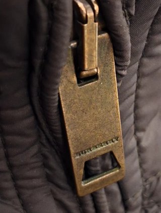 Chaleco Burberry verde militar  Talla M
