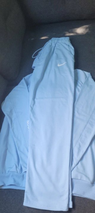 Conjunto celeste talla M nike Nocta a estrenar