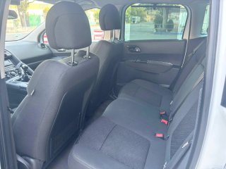 Peugeot 3008 2016