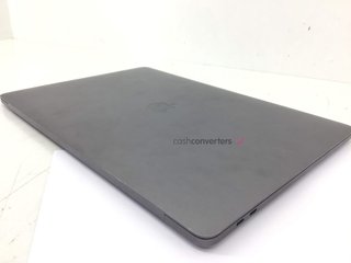 portatil apple apple macbook pro core i7 2.2 15 touchbar (2018) (a1990)