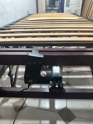 Cama articulada geriátrica
