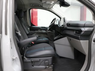 Ford Tourneo Custom BEV 64kWh Titanium X L1 Auto 160 kW (218 CV)