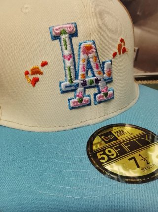 Gorra New Era 59FIFTY LA Floral talla 7.1/2