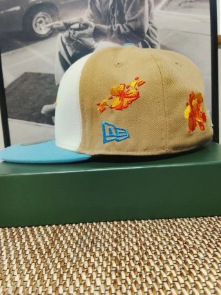 Gorra New Era 59FIFTY LA Floral talla 7.1/2