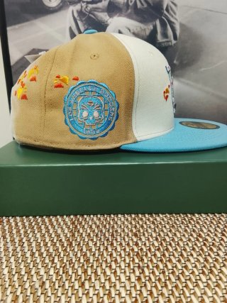 Gorra New Era 59FIFTY LA Floral talla 7.1/2