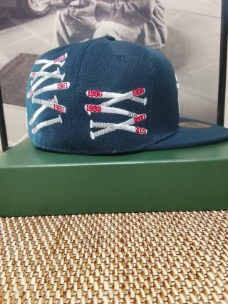 Gorra New Era 59FIFTY Yankees Azul Rosa Talla7.1/4