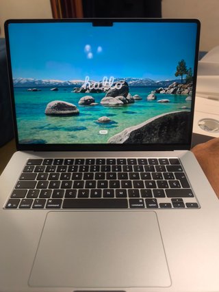 MacBook Air 15 M5 16GB RAM Plata