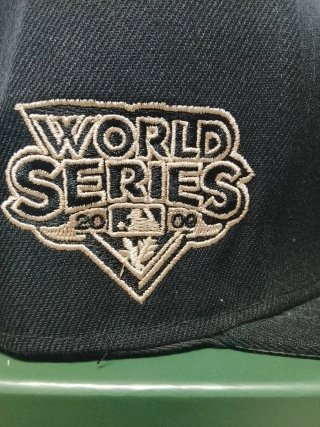 Gorra New Era 59FIFTY Yankees Negra Dorada 7.1/4