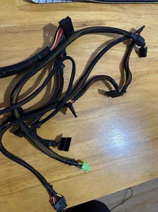 Fuente Alimentación Cooler Master 620W