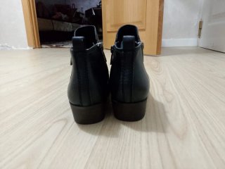 Botines negros nuevos