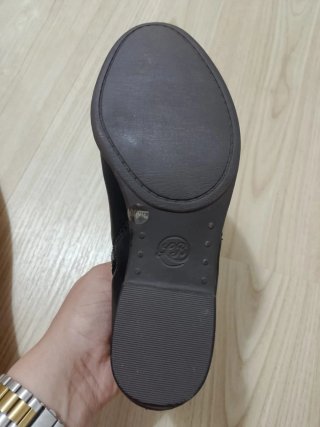Botines negros nuevos