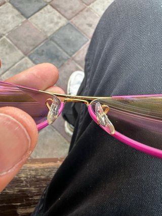Gafas Ray-Ban rosas y doradas