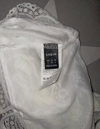 Top de encaje blanco