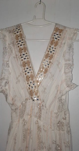 Vestido Boho Chic Hindú Blanco y Dorado