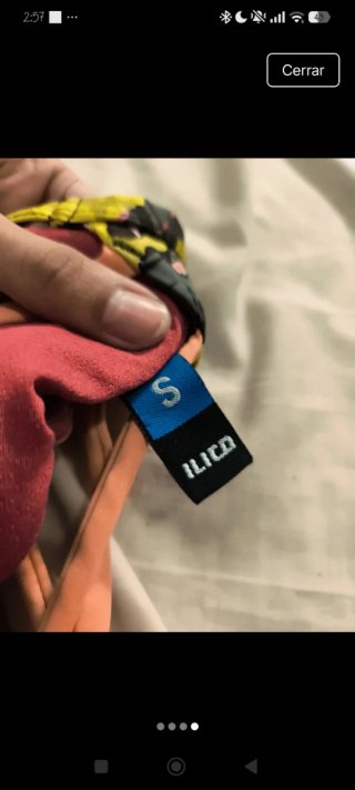 Top deportivo estampado multicolor Talla S Nuevo