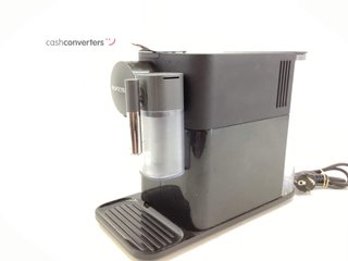 cafetera capsulas nespresso lattissima one
