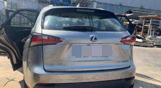 Lexus 104962 luz interior nx (az10)