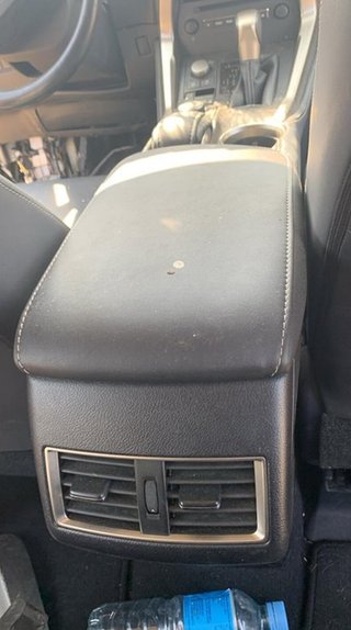 Lexus 104962 luz interior nx (az10)