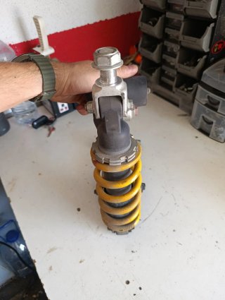 Amortiguador Suzuki GSXR K6 K7 K8 K9 Trasero