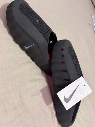 Chanclas Nike Mind Negras y Naranjas