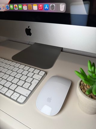 iMac 4K 16GB RAM 1TB SSD i7