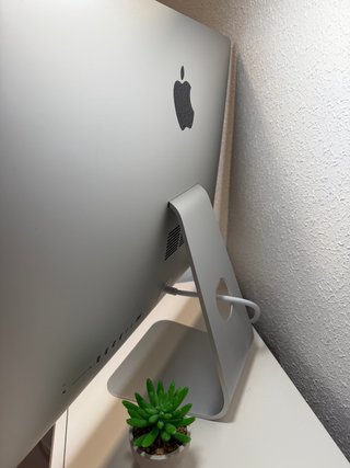 iMac 4K 16GB RAM 1TB SSD i7