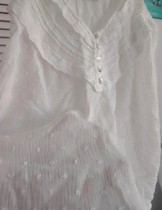 Blusa Stradivarius tirantes encaje