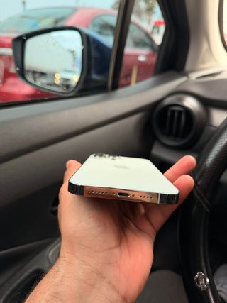 iPhone 13 Pro Max Blanco, 256gb, 96% batería