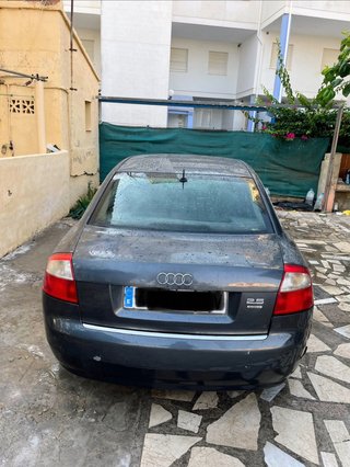 se vende o permuta audi A4 quattro negro 2004