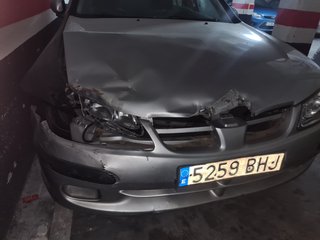 Nissan Almera 2001