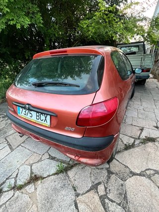 Peugeot 206 2002