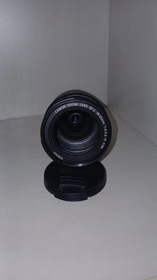 Objetivo Canon EF-S 18-55mm IS STM