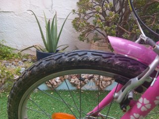 Bicicleta infantil Btwin rosa