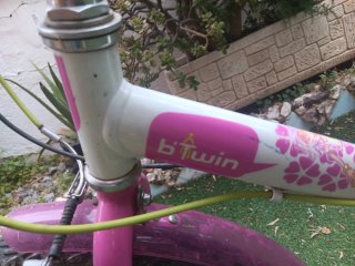 Bicicleta infantil Btwin rosa