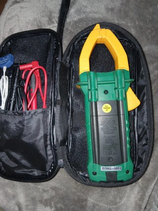 Pinza Amperimétrica KPS-PA700 AC CLAMP METER