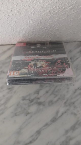 Skautfold Bloody Pack Switch Precintado PAL