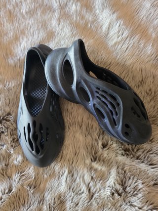 Adidas Yeezy Foam Runner Negro