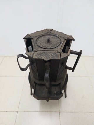 Antiguo multiplanchas de hierro fundido
